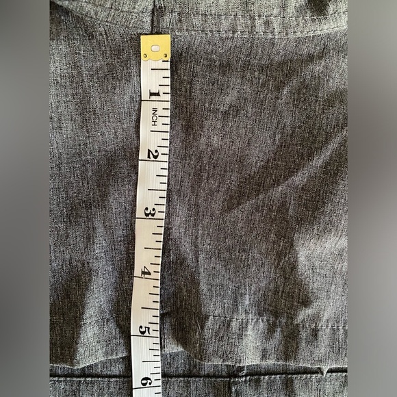 Huk Men’s Swim Trunks Size Small 5.5” Volley Shorts w/ Anti-Chafe Liner - Picture 9 of 10